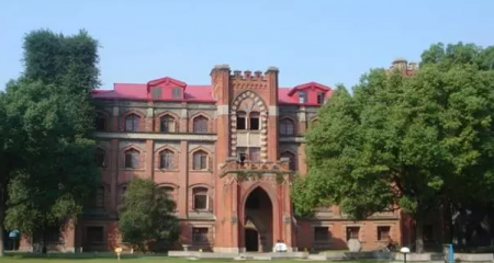 中国最美的10所大学  中国哪几所大学风景优美好看