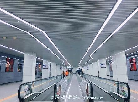 中国哪个高铁站比桃园机场还大