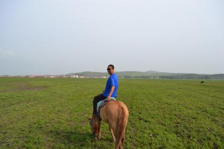 二连浩特有什么好玩的地方 去二连浩特要多少钱