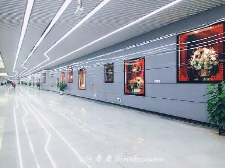 中国哪个高铁站比桃园机场还大