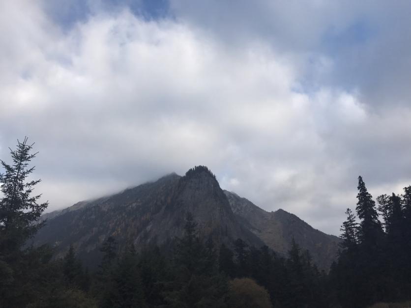 峨眉山有什么景點 峨眉山有什么好吃的