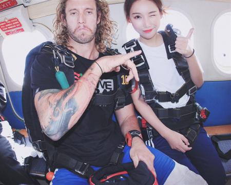 迪拜skydive多少钱 迪拜跳伞多少钱一次