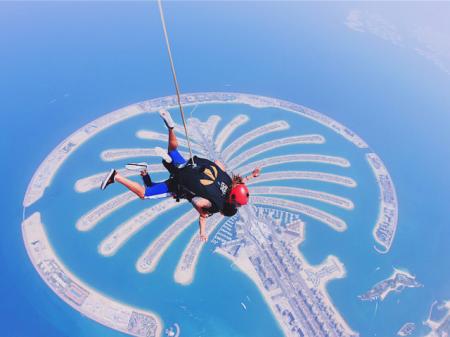 迪拜skydive多少钱 迪拜跳伞多少钱一次
