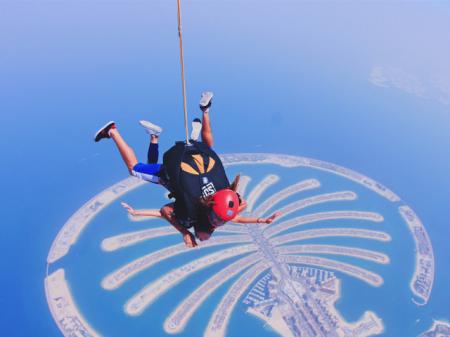 迪拜skydive多少钱 迪拜跳伞多少钱一次