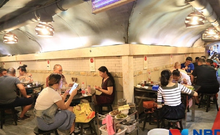  重慶防空洞火鍋館在哪  重慶防空洞火鍋館好吃嗎