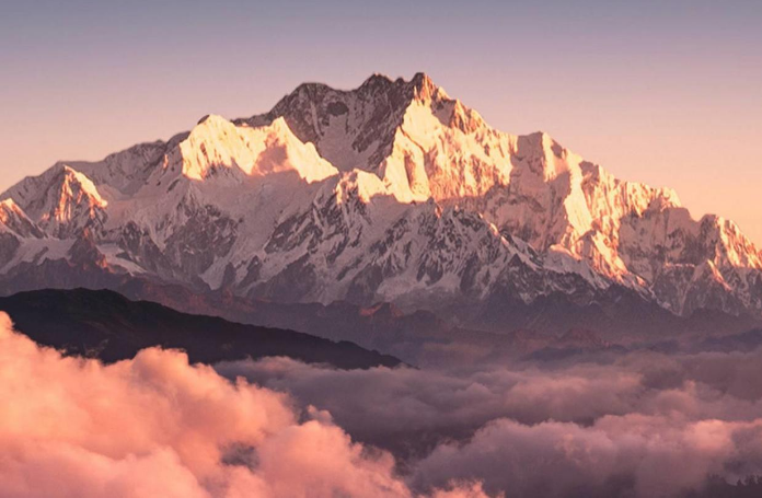 喜马拉雅山是哪个国家的