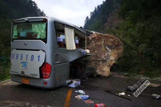 九寨溝地震了還能去旅游嗎