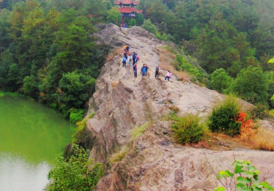 大冶小雷山風(fēng)景區(qū)親自兩日游攻略