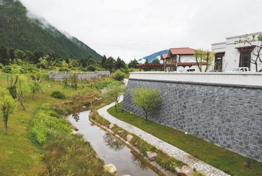 林芝工布莊園希爾頓在哪里  林芝工布莊園希爾頓酒店怎么樣