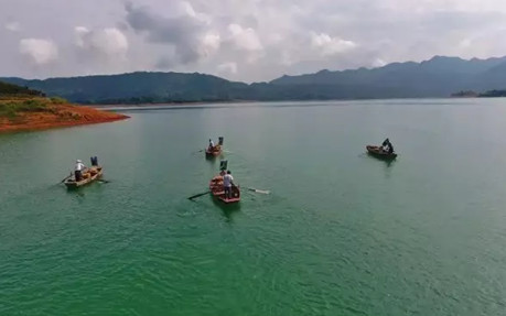 潭岭天湖在哪里   潭岭天湖旅游