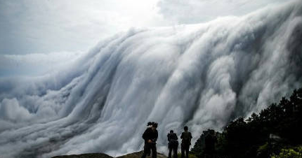 江西庐山瀑布云是什么样的  江西庐山百年一遇的奇景是什么