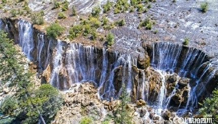 九寨沟震后现新景观好看吗  十一黄金周九寨沟开放吗