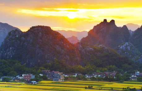 阳山小桂林旅游 广东第一峰旅游风景区旅游