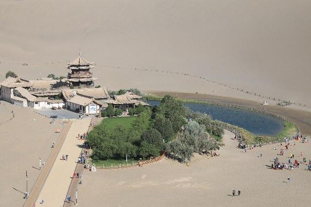 鳴沙山月牙泉在哪里 鳴沙山月牙泉門票價格多少錢