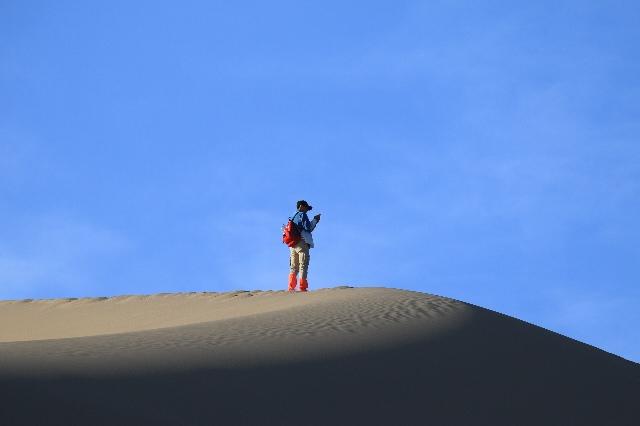 鸣沙山月牙泉在哪里 鸣沙山月牙泉门票价格多少钱