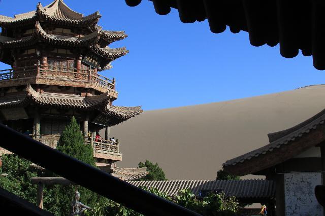 鳴沙山月牙泉在哪里 鳴沙山月牙泉門票價格多少錢