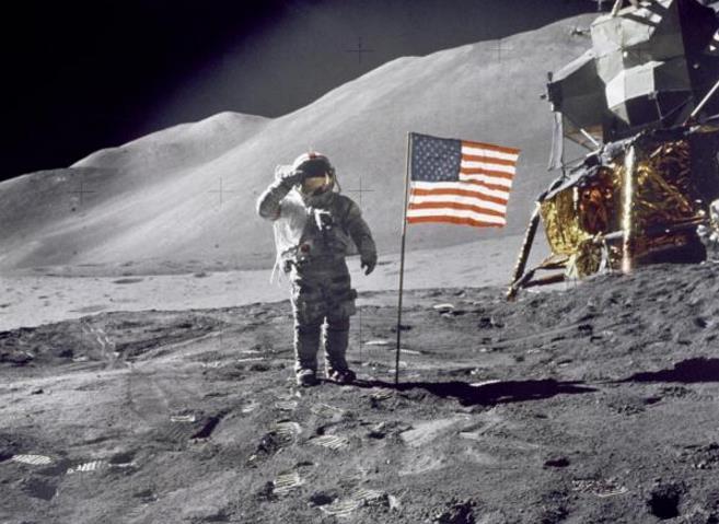 美国重返月球计划
