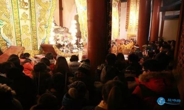 2018北京戒台寺跨年夜敲钟祈福活动
