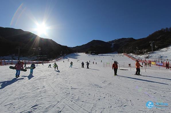 英山南武当滑雪场门票多少钱