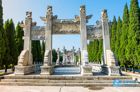 南海禅寺在哪 南海禅寺好玩吗