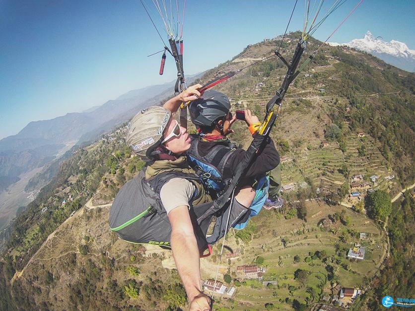 尼泊尔滑翔伞多少钱 尼泊尔滑翔伞怎么玩