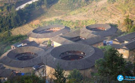 福建土楼怎么去 福建土楼旅游交通攻略