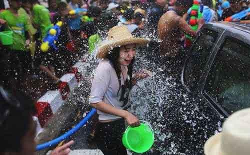 泰国泼水节是几月几号   有什么好玩的