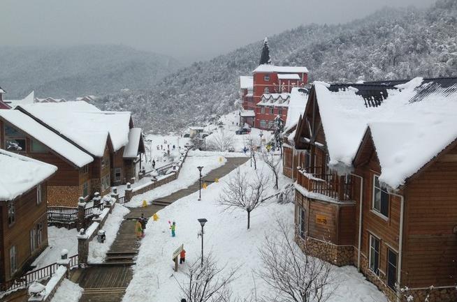 西嶺雪山附近酒店 西嶺雪山住宿推薦