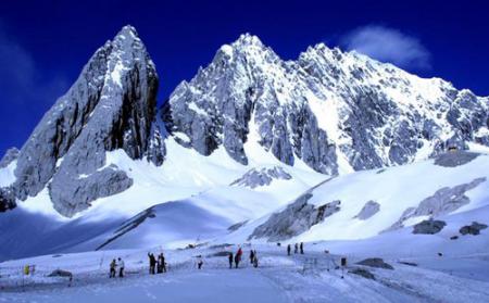 玉龙雪山怎么去 门票是多少+景点介绍