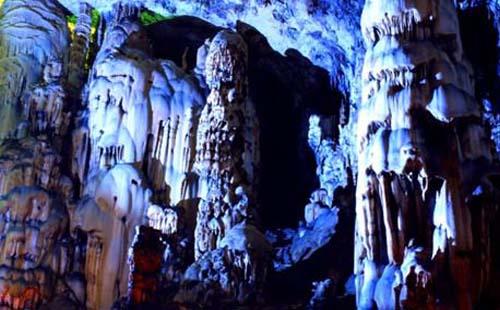 中国最美山洞有哪些+旅游攻略