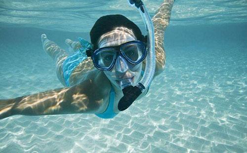 潜水可以带隐形眼镜吗 近视眼怎么潜水