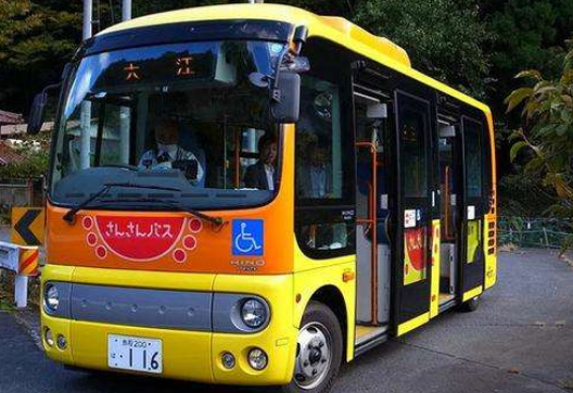 日本公交车怎么付钱