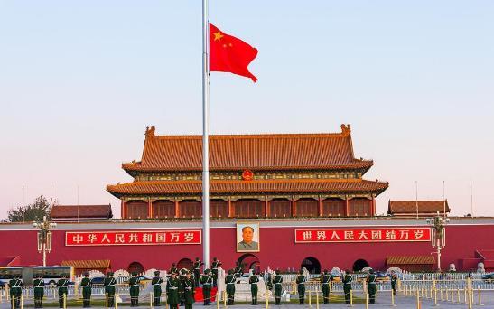 2018年天安门升旗时间 北京天安门升旗时间是什么时候