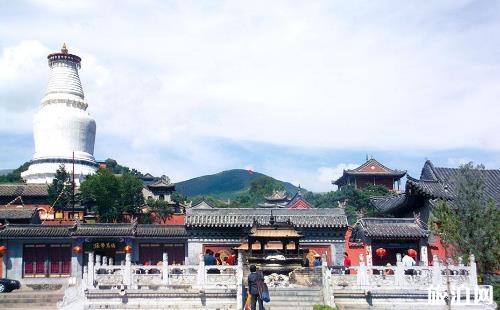 五台山有哪些藏式风格的寺庙