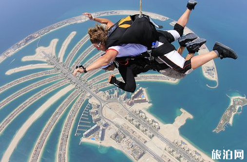 8月份去迪拜跳伞热不热 8月份去迪拜可以跳伞吗