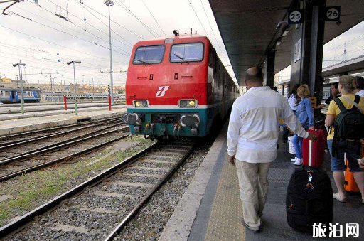 意大利坐火车需要注意什么 在意大利坐火车注意事项
