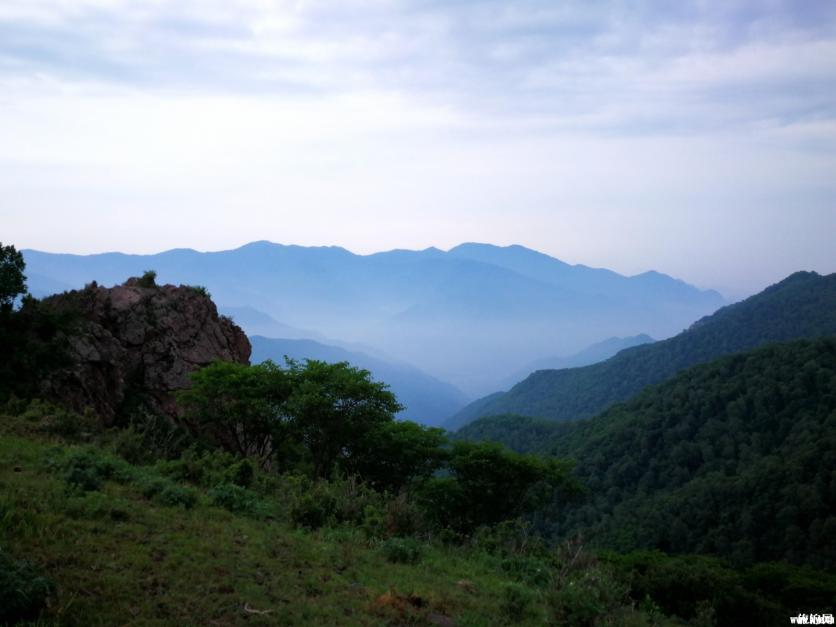 韭菜梁東猴頂自駕游旅游攻略