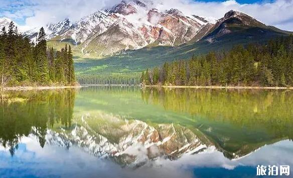 加拿大落基山脉旅游景点介绍
