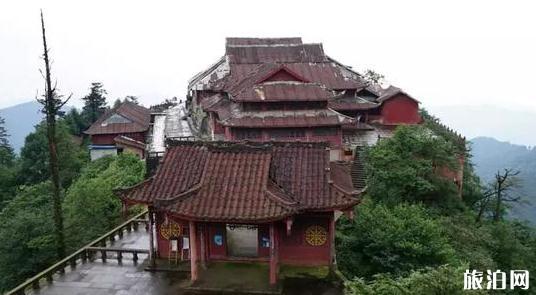 峨眉山寺庙住宿攻略