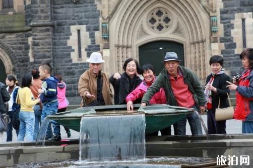 老年人旅游需要注意什么 老年人旅游注意事项