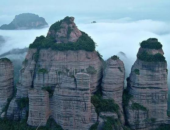 中国最美的丹霞地貌 一起去大山看神奇自然景观
