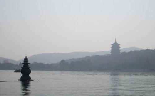 杭州西湖一天怎么玩