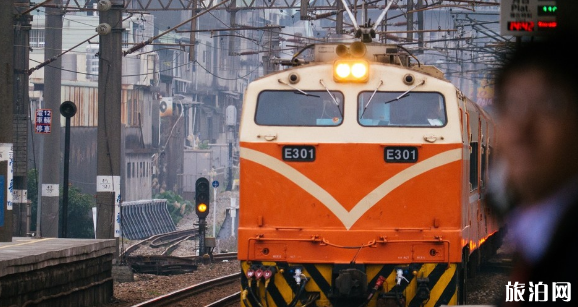台铁和台湾高铁的区别是什么