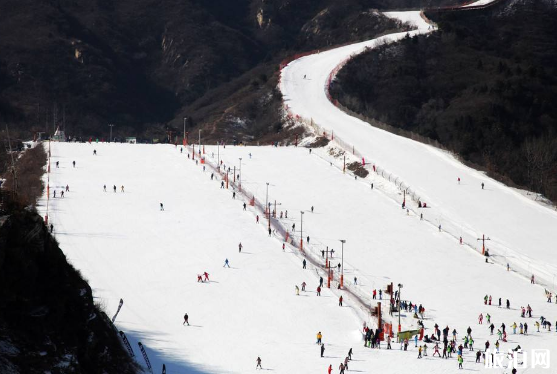 北京南山滑雪场玩什么 2018南山滑雪场交通+住宿
