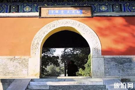 北京寺庙的门票+交通+地址+介绍