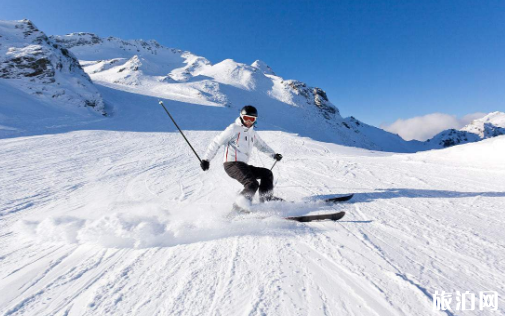 滑雪有哪些技巧 滑雪装备有哪些