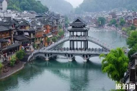 中国最迷人的八大古镇排名