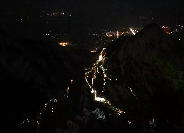 为什么要夜爬华山 夜晚怕华山安全吗