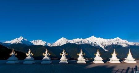 梅里雪山有哪些奇观 去梅里雪山穿什么衣服