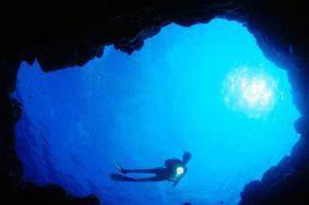 塞班岛蓝洞潜水攻